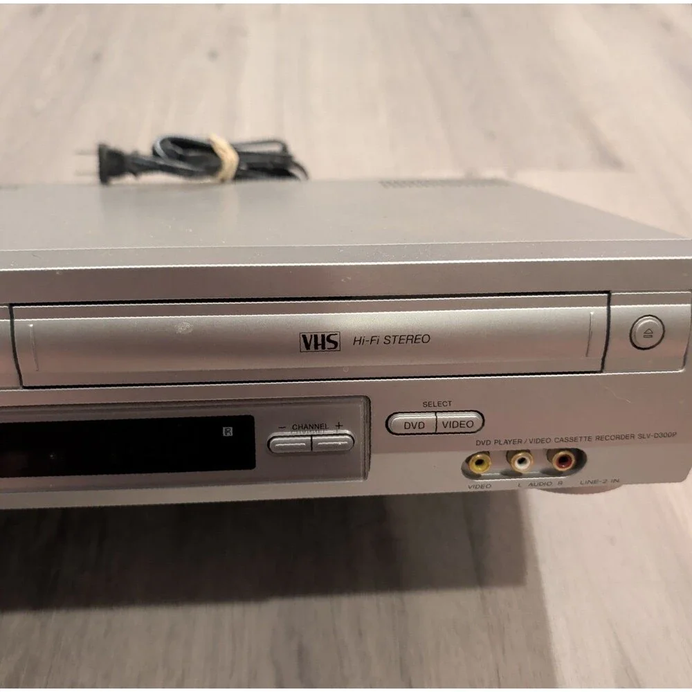 Sony SLV-D300P DVD VCR Combo Player VHS Recorder VHS Works DVD Does Not Work